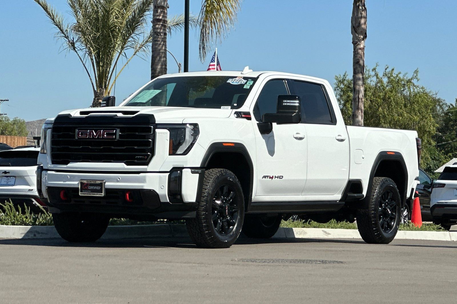 Used 2024 GMC Sierra 2500 AT4 w/ AT4 Premium Plus Package AWD/4WD image 8
