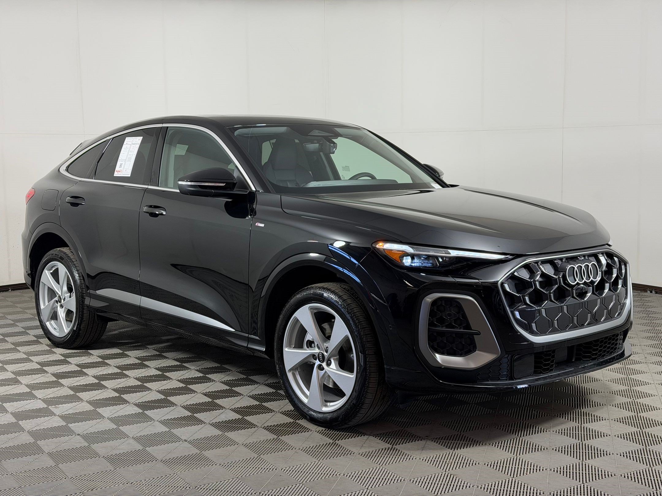 New 2026 Audi Q5 Premium Plus AWD/4WD image 7