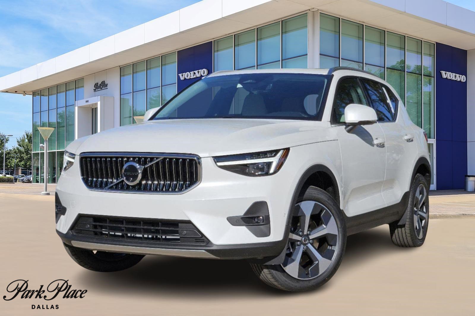 Certified 2025 Volvo XC40 B5 Plus w/ Protection Package Premier