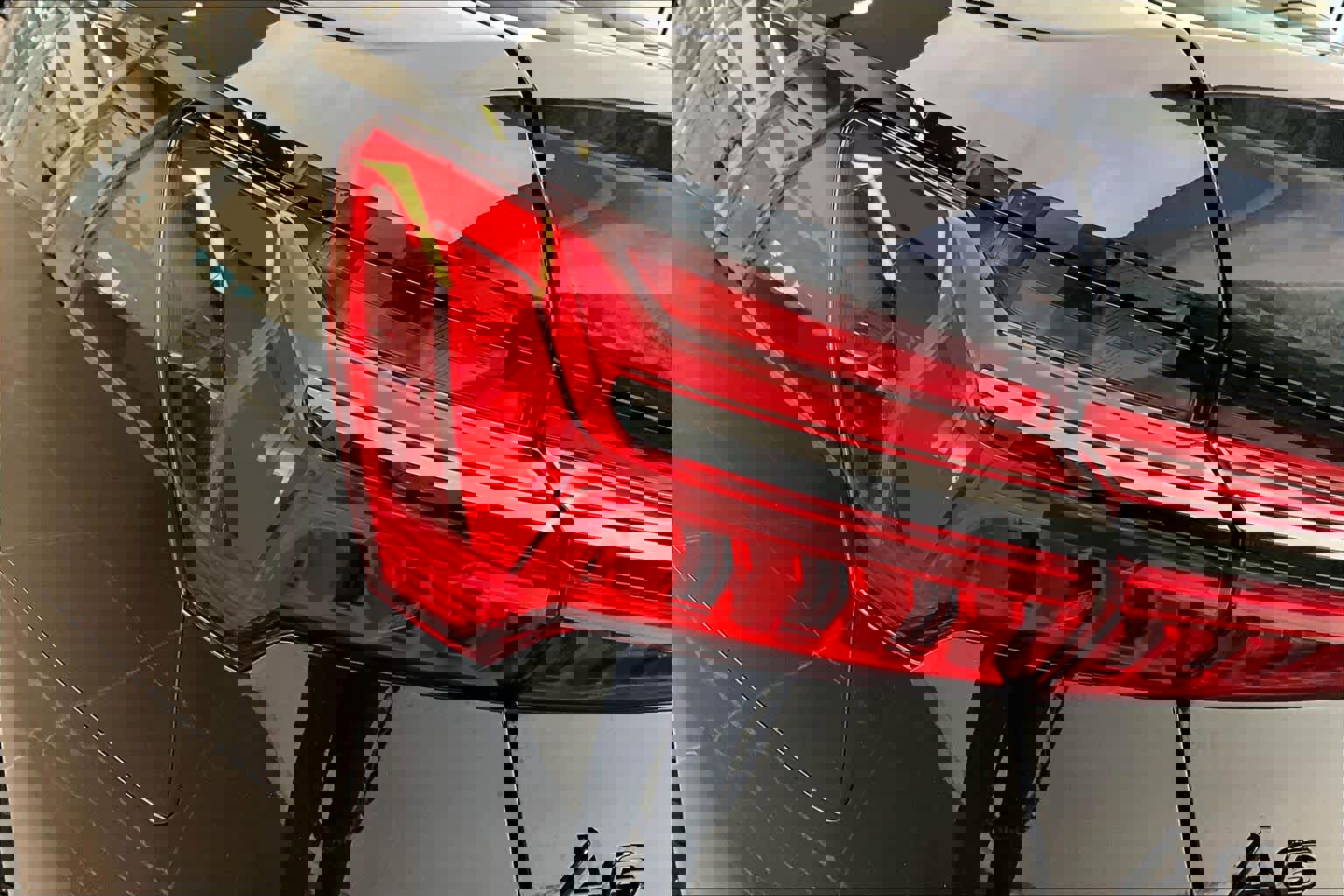 Used 2021 Audi A6 Premium Plus w/ Premium Plus Package image 28