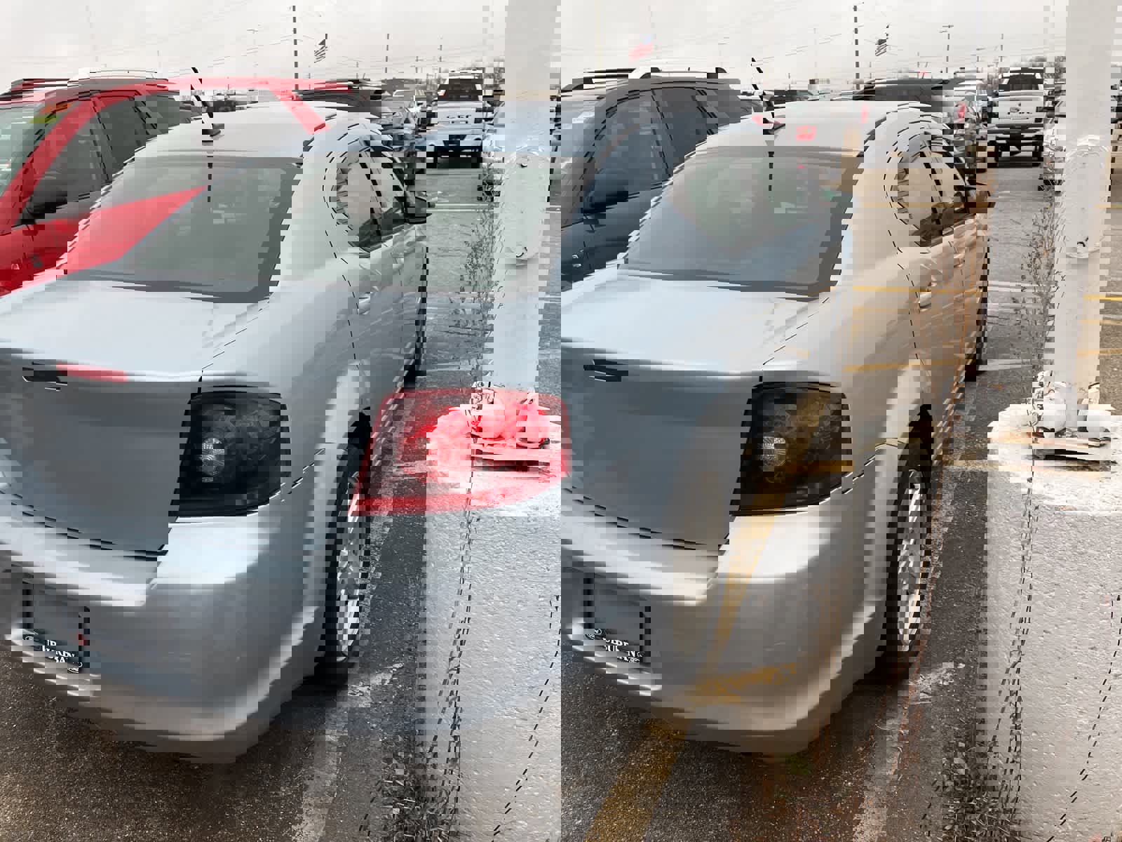 Used 2013 Dodge Avenger SE image 16