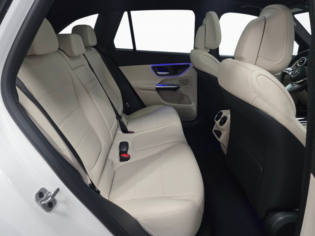 New 2026 Mercedes-Benz GLC 300 4MATIC image 22