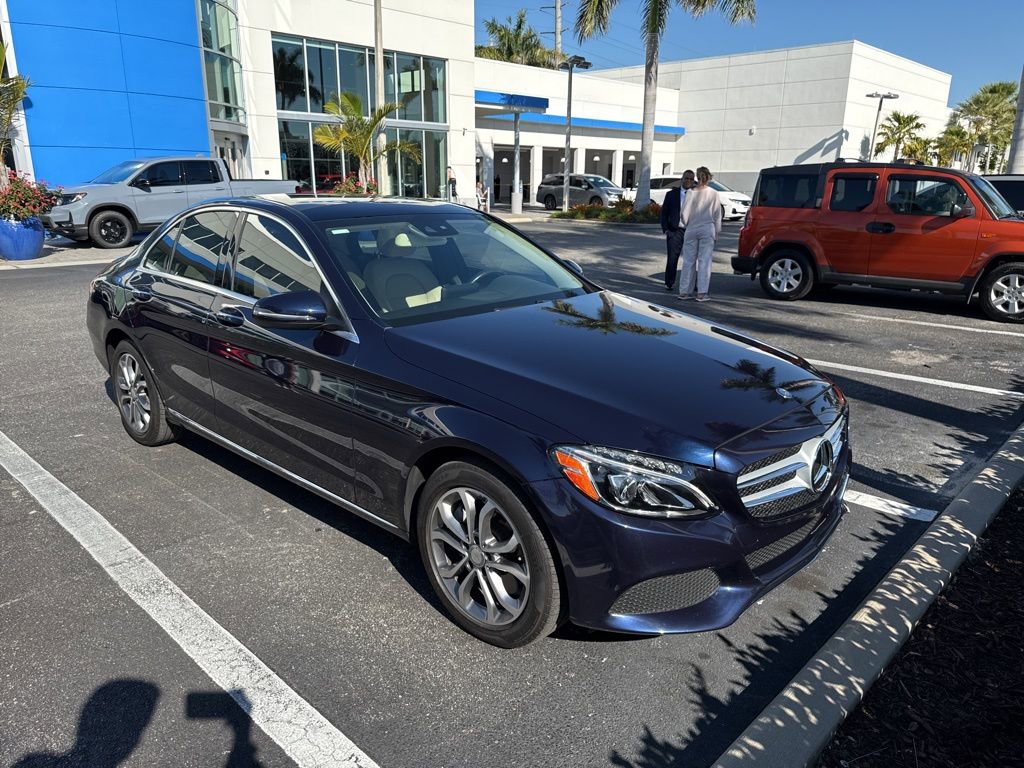 Used 2016 Mercedes-Benz C 300 4MATIC Sedan image 5