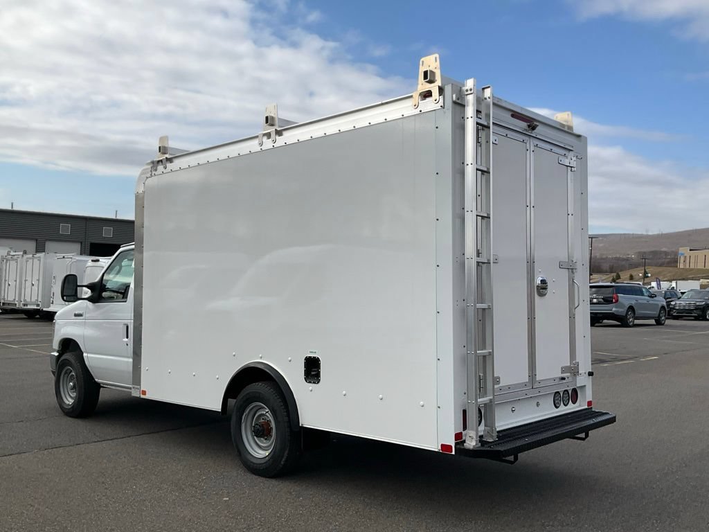 New 2026 Ford E-350 and Econoline 350 Super Duty w/ Power Equipment Group RWD image 28