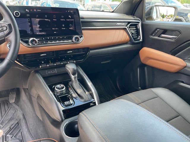 Used 2023 GMC Canyon AT4 w/ Technology Package AWD/4WD image 18