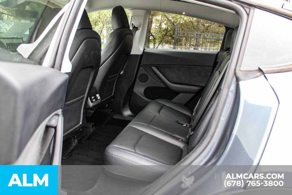 Used 2023 Tesla Model Y Long Range image 18