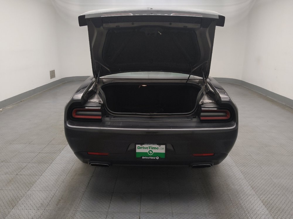 Used 2015 Dodge Challenger SXT Plus image 29