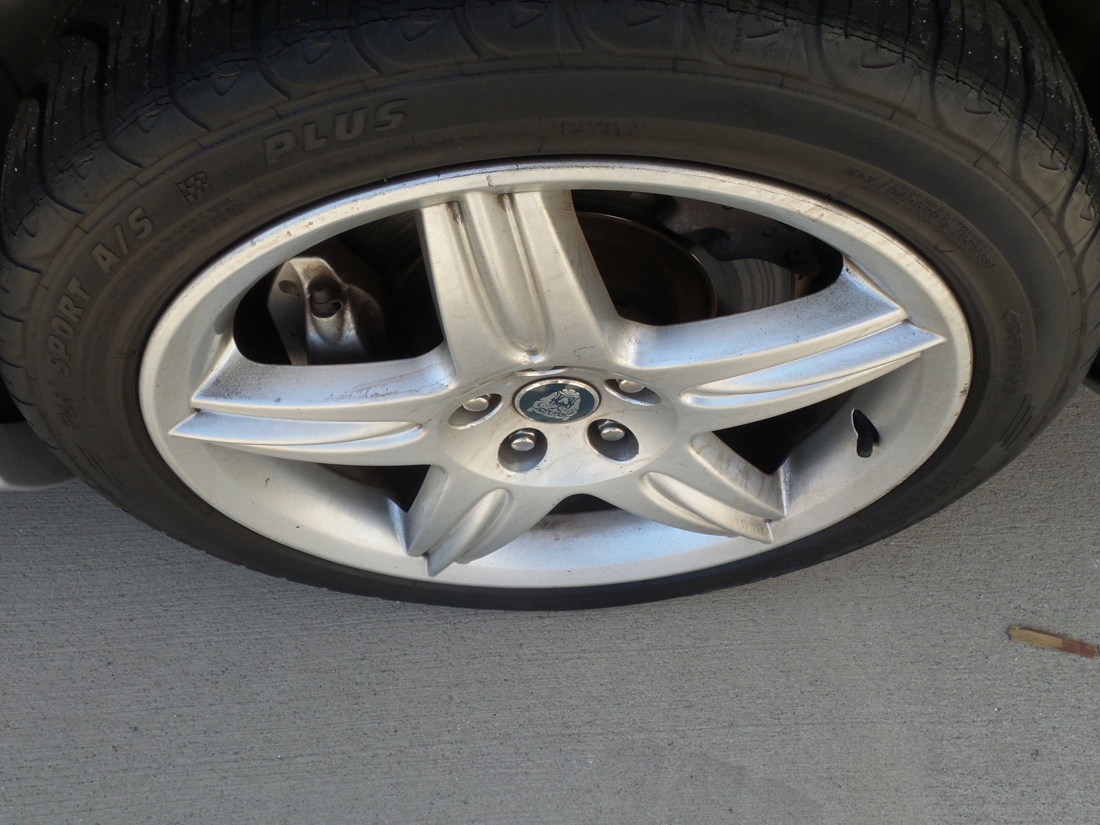 Used 2003 Jaguar S-TYPE R RWD image 10