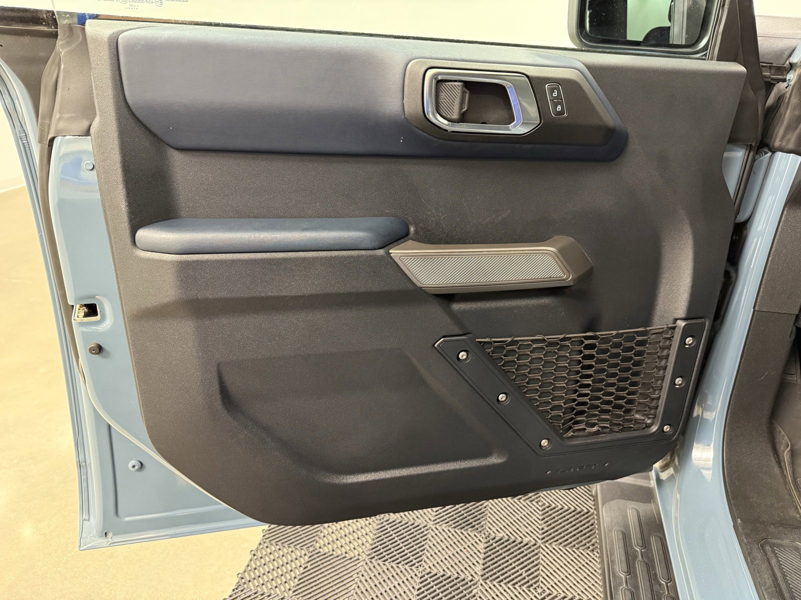 Used 2022 Ford Bronco Outer Banks image 10