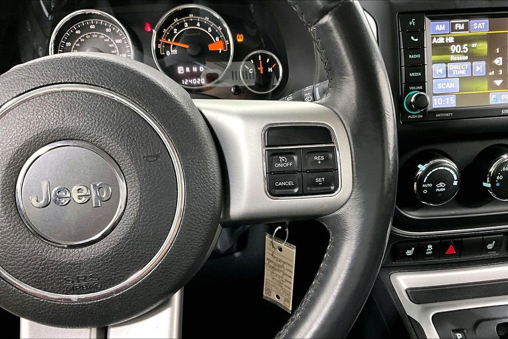 Used 2016 Jeep Compass High Altitude FWD image 25