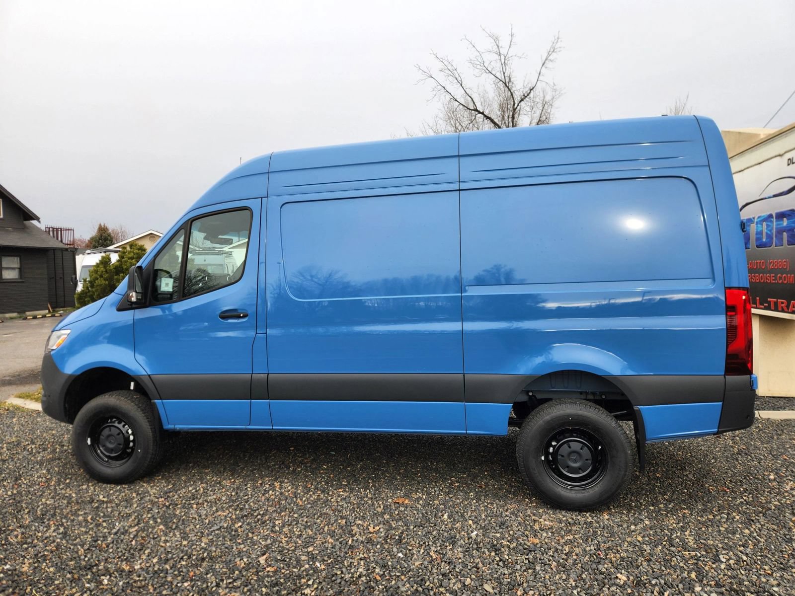 Used 2025 Mercedes-Benz Sprinter 2500 image 9