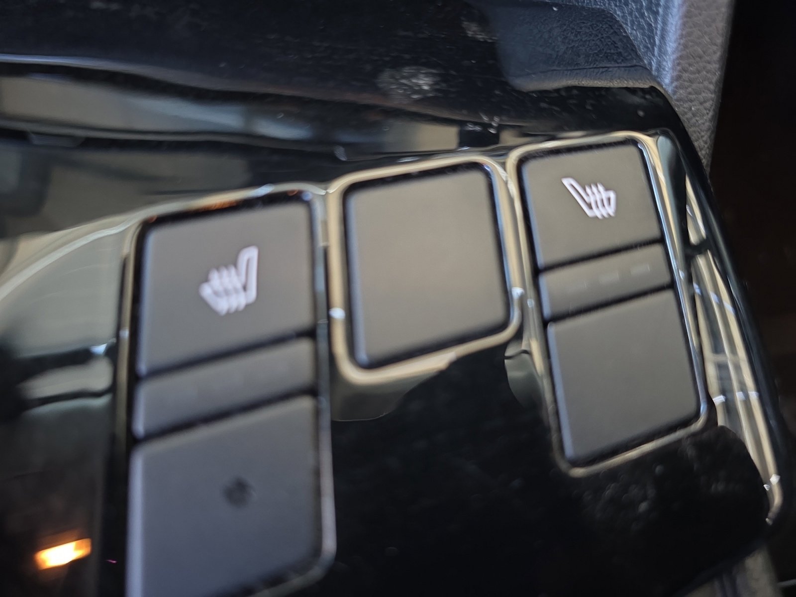 Certified 2024 Kia Sportage EX image 24