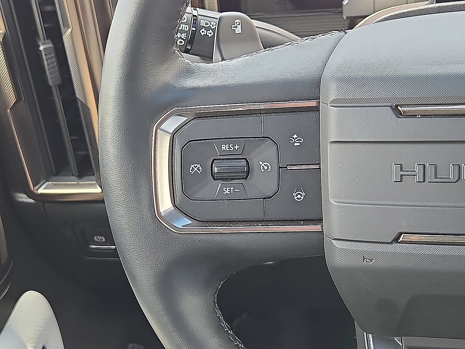 Used 2024 GMC Hummer EV 3X w/ Omega Edition AWD/4WD image 17