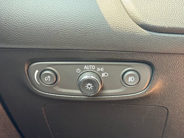 Used 2022 Buick Encore GX Preferred w/ Cold Weather Comfort Package FWD image 29