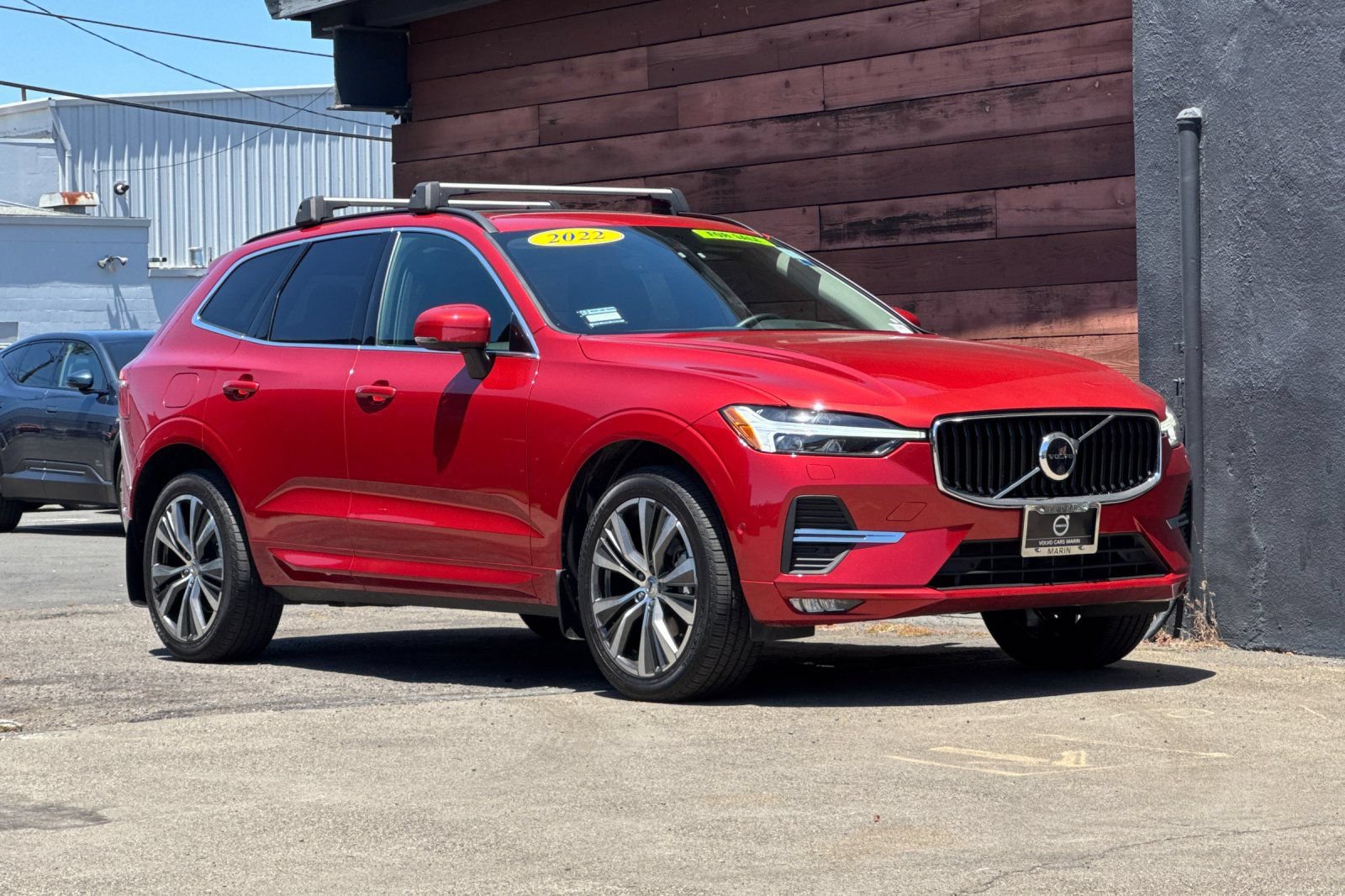 Used 2022 Volvo XC60 B5 Momentum w/ Advanced Package AWD/4WD image 9