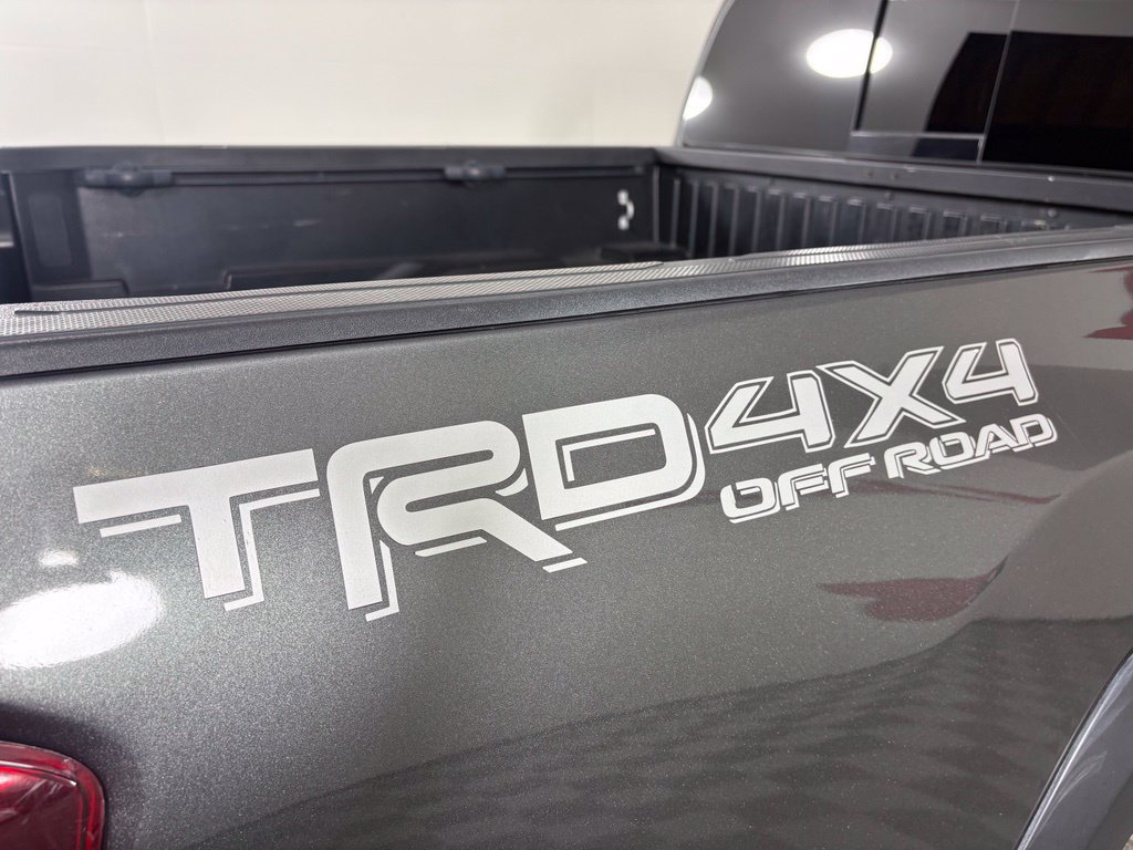 Used 2021 Toyota Tacoma TRD Off-Road w/ Technology Package AWD/4WD image 12