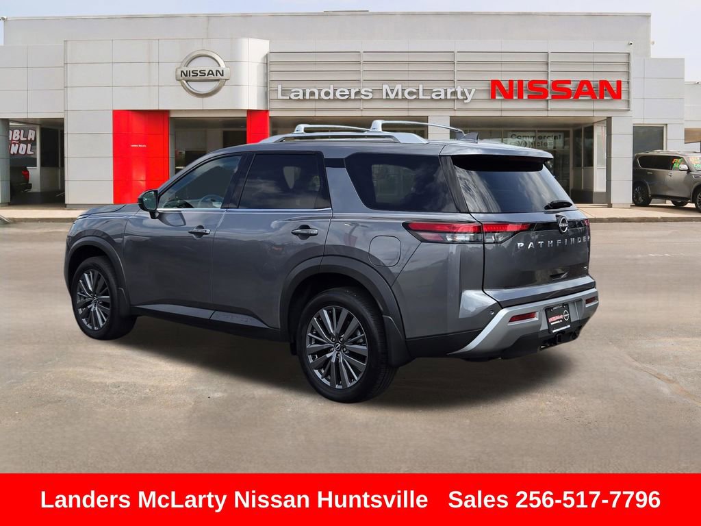 Used 2025 Nissan Pathfinder SL w/ SL Premium Package FWD image 6