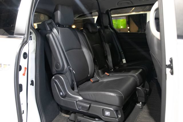 Used 2023 Honda Odyssey Touring image 16