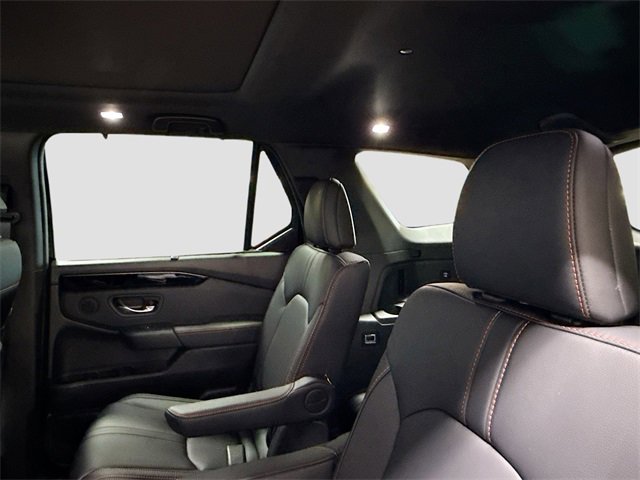Used 2025 Honda Pilot TrailSport image 26