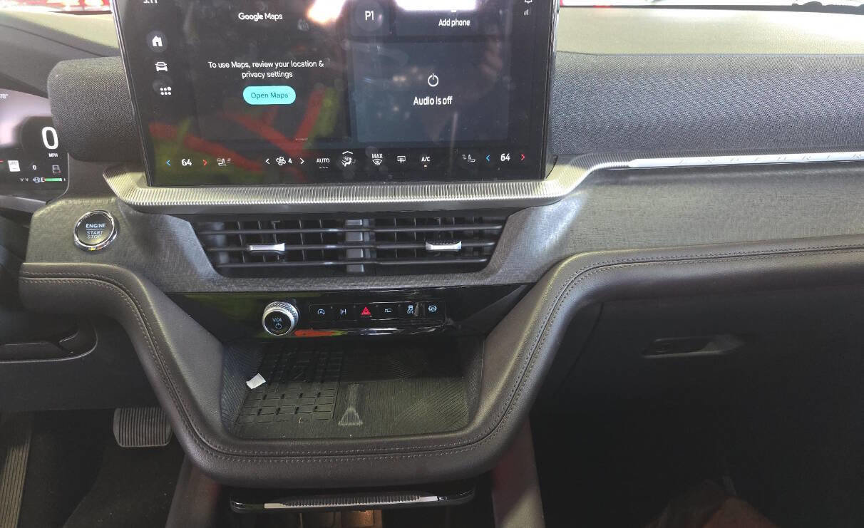 Used 2025 Ford Explorer Platinum w/ LUX Leather Package image 13