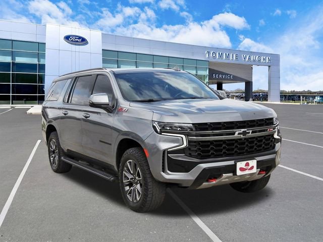 Used 2022 Chevrolet Suburban Z71 w/ Luxury Package image 6