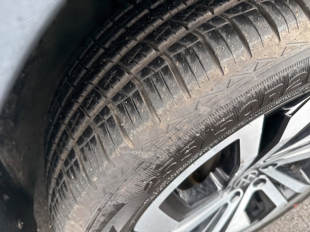 Used 2021 Volkswagen Atlas SEL Premium image 10