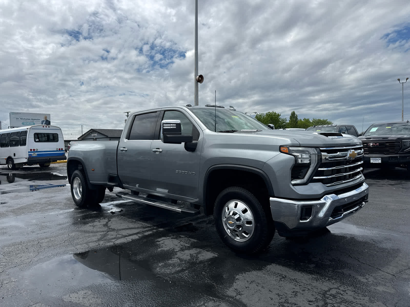 Certified 2024 Chevrolet Silverado 3500 LTZ w/ LTZ Convenience Package AWD/4WD image 7