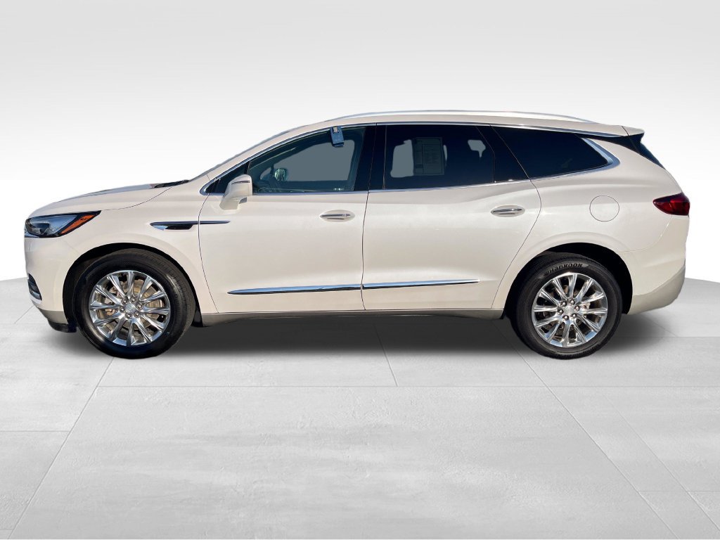 Used 2018 Buick Enclave Premium w/ Experience Buick Package AWD/4WD image 2