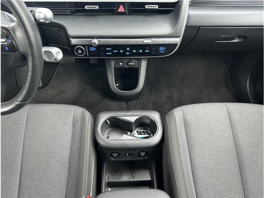 Used 2024 Hyundai Ioniq 5 SEL RWD image 23