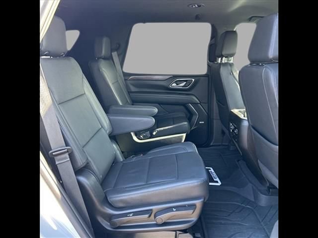 Used 2024 Chevrolet Tahoe Z71 w/ Luxury Package image 10