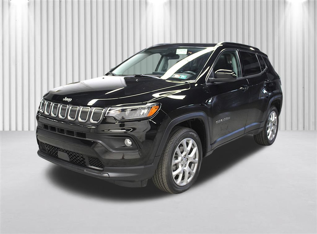Certified 2022 Jeep Compass Latitude w/ Sun and Sound Group AWD/4WD image 8