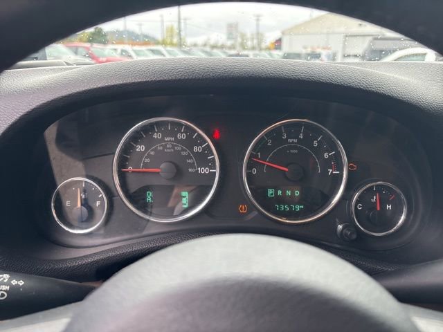 Used 2015 Jeep Wrangler Unlimited Sahara w/ Connectivity Group image 22