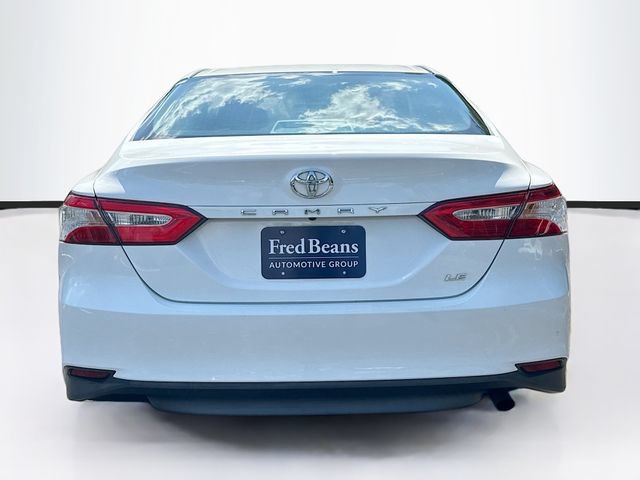 Used 2018 Toyota Camry LE FWD image 8