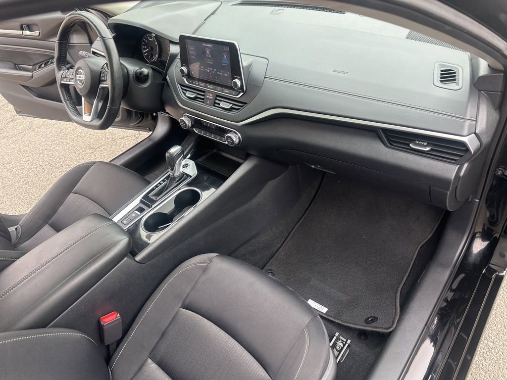 Used 2020 Nissan Altima 2.5 SV image 33