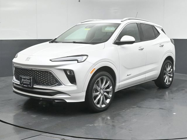 Used 2024 Buick Encore GX Avenir w/ Avenir Convenience Package image 3