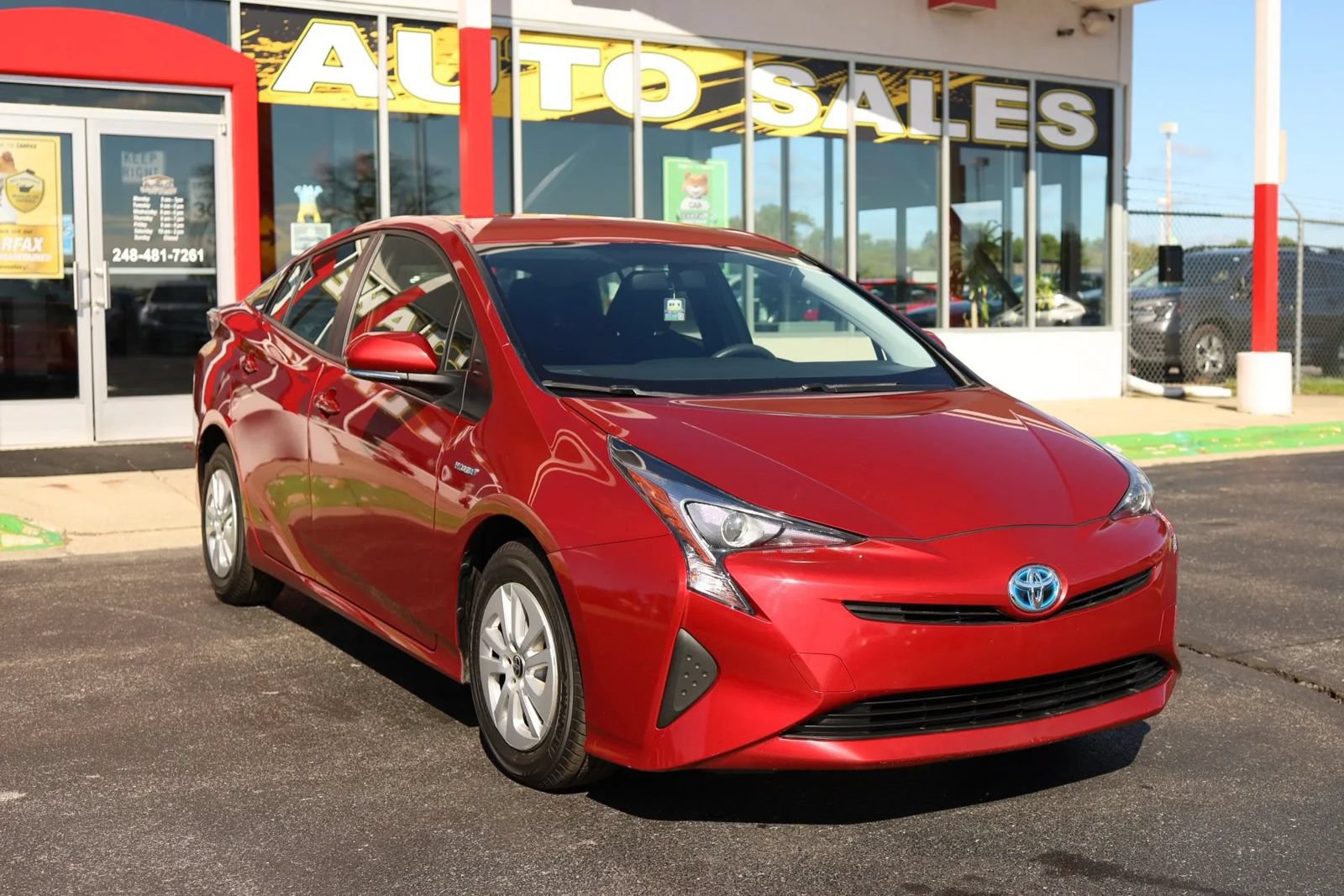 Used 2016 Toyota Prius Two FWD image 3