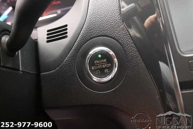 Used 2018 Ford Explorer XLT w/ Equipment Group 202A image 24