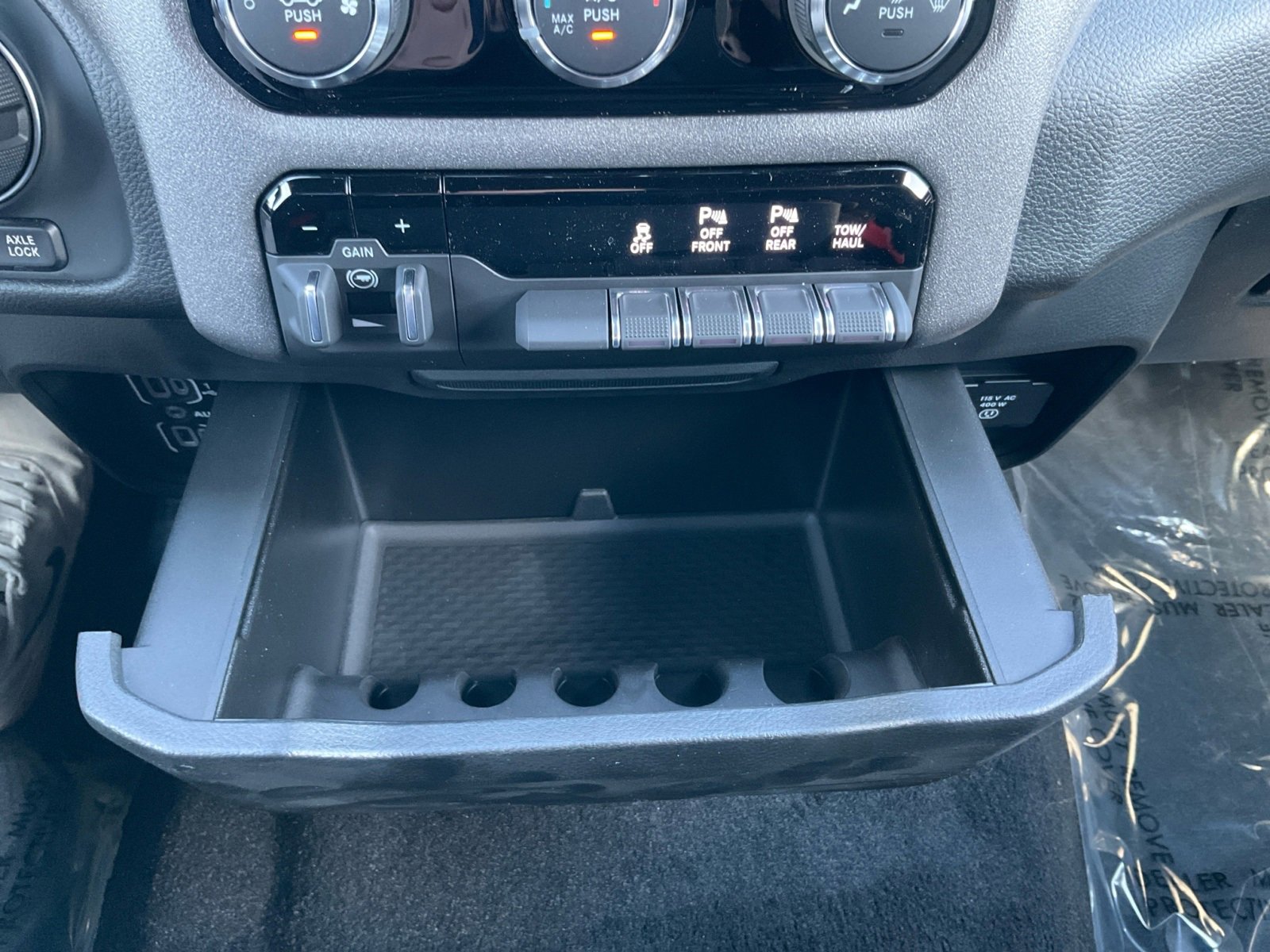 New 2026 RAM 1500 Tradesman image 31