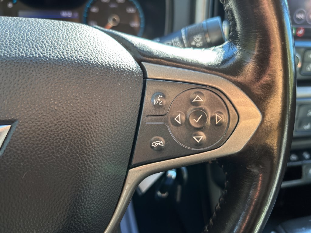 Used 2019 Chevrolet Colorado Z71 w/ Z71 Midnight Edition AWD/4WD image 24