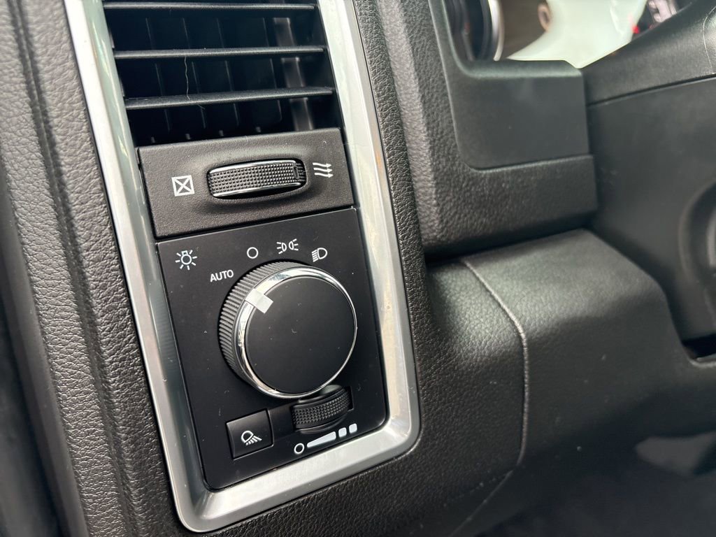 Certified 2022 RAM 1500 Classic Warlock w/ Electronics Group image 13