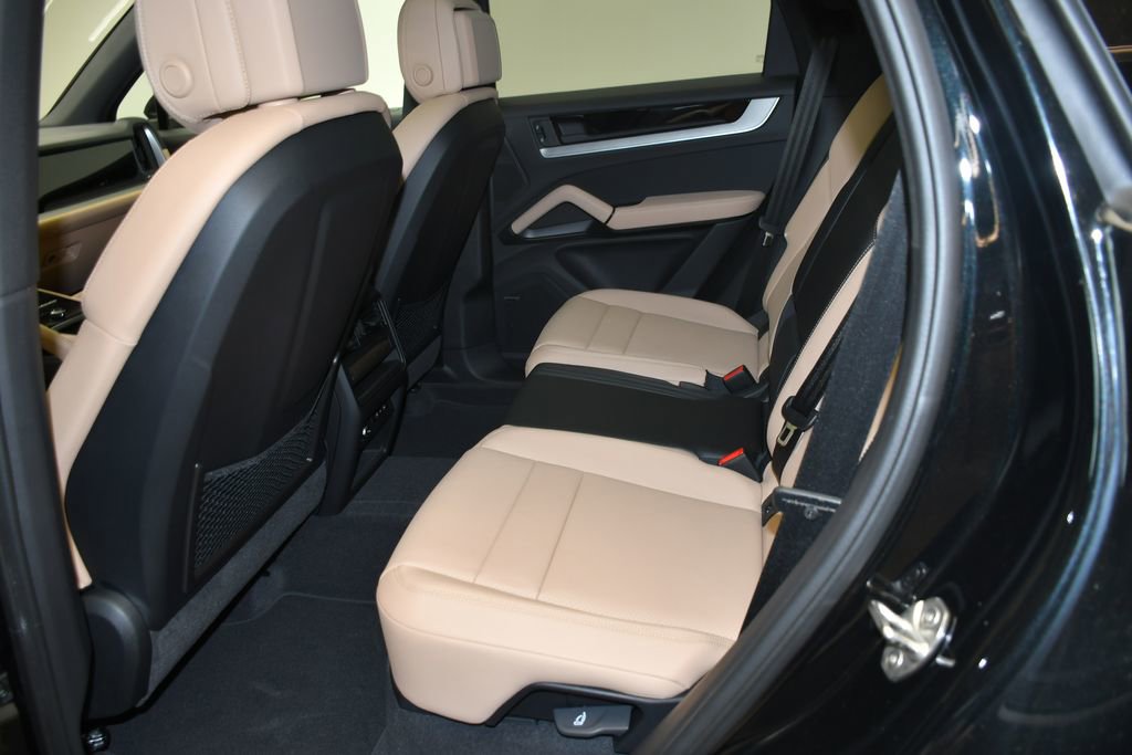 New 2026 Porsche Macan 4 Electric AWD/4WD image 44