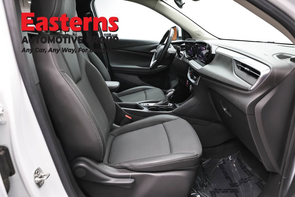Used 2024 Buick Encore GX Preferred FWD image 23