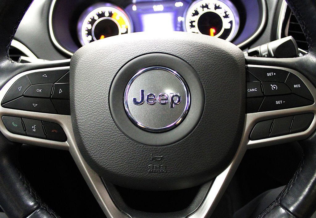 Certified 2020 Jeep Cherokee High Altitude AWD/4WD image 12