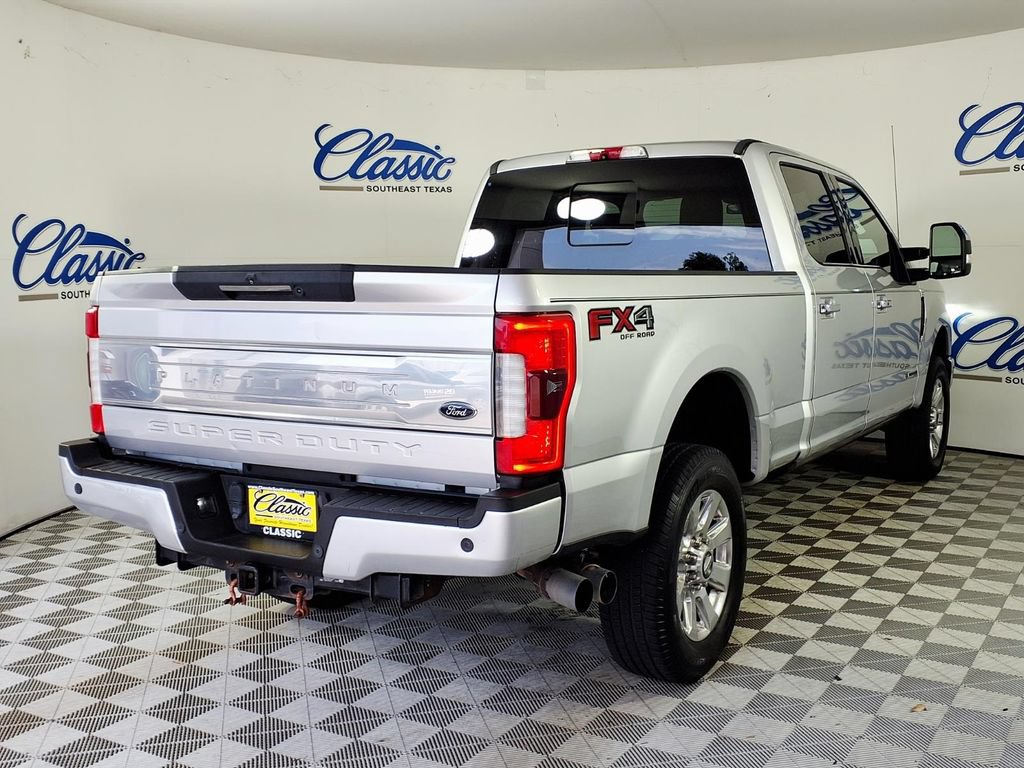 Used 2017 Ford F250 Platinum w/ FX4 Off-Road Package AWD/4WD image 7