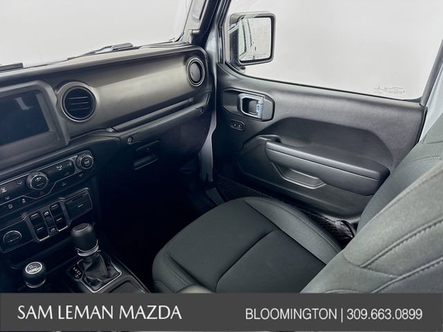 Used 2022 Jeep Gladiator Sport image 21