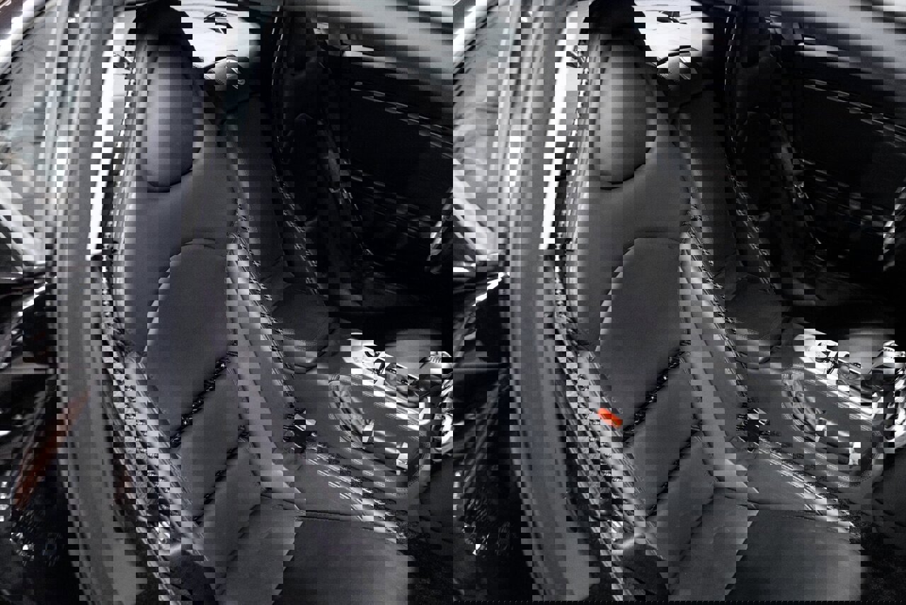 Used 2006 Mercedes-Benz SLR image 16