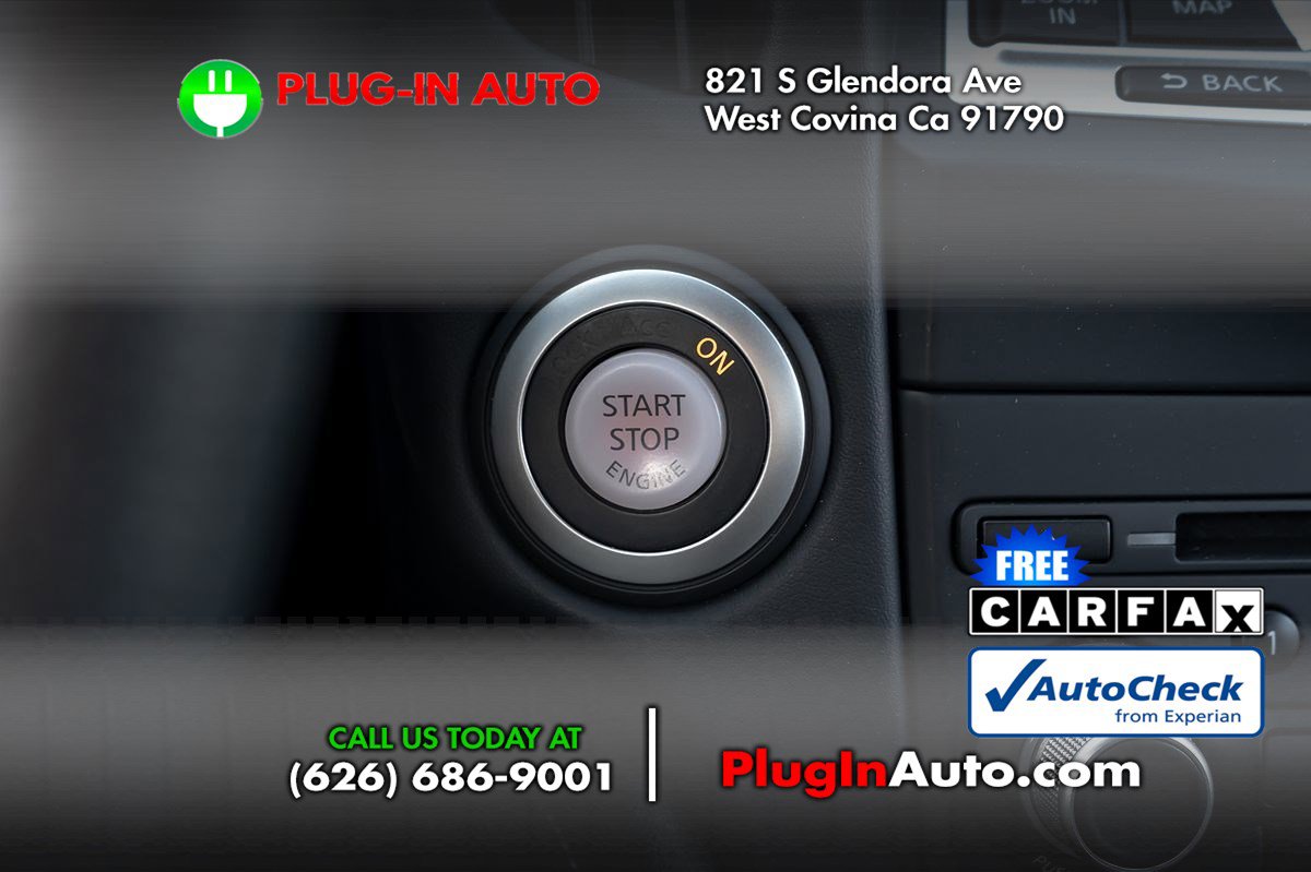 Used 2010 Nissan 370Z Touring image 17