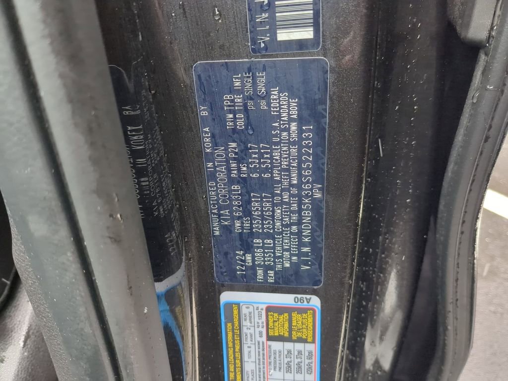 Used 2025 Kia Carnival image 34