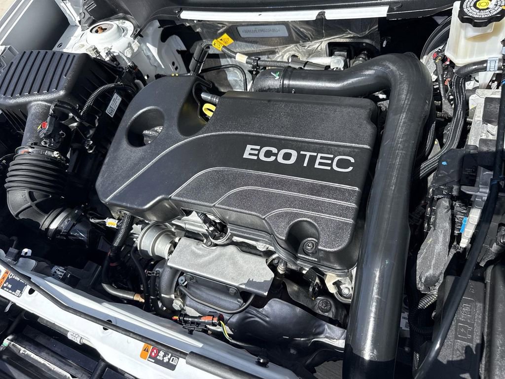 Used 2022 Chevrolet Equinox LS image 27