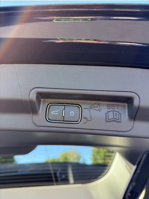 New 2025 Ford Explorer Active image 6